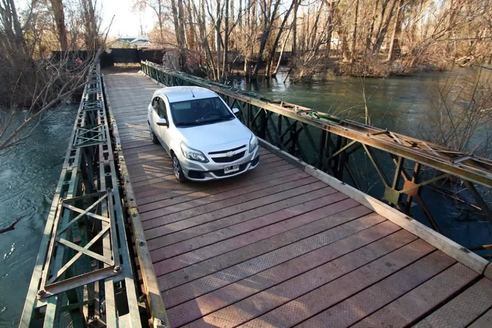 Centenario: adjudicaron la construcción del puente de la calle 7