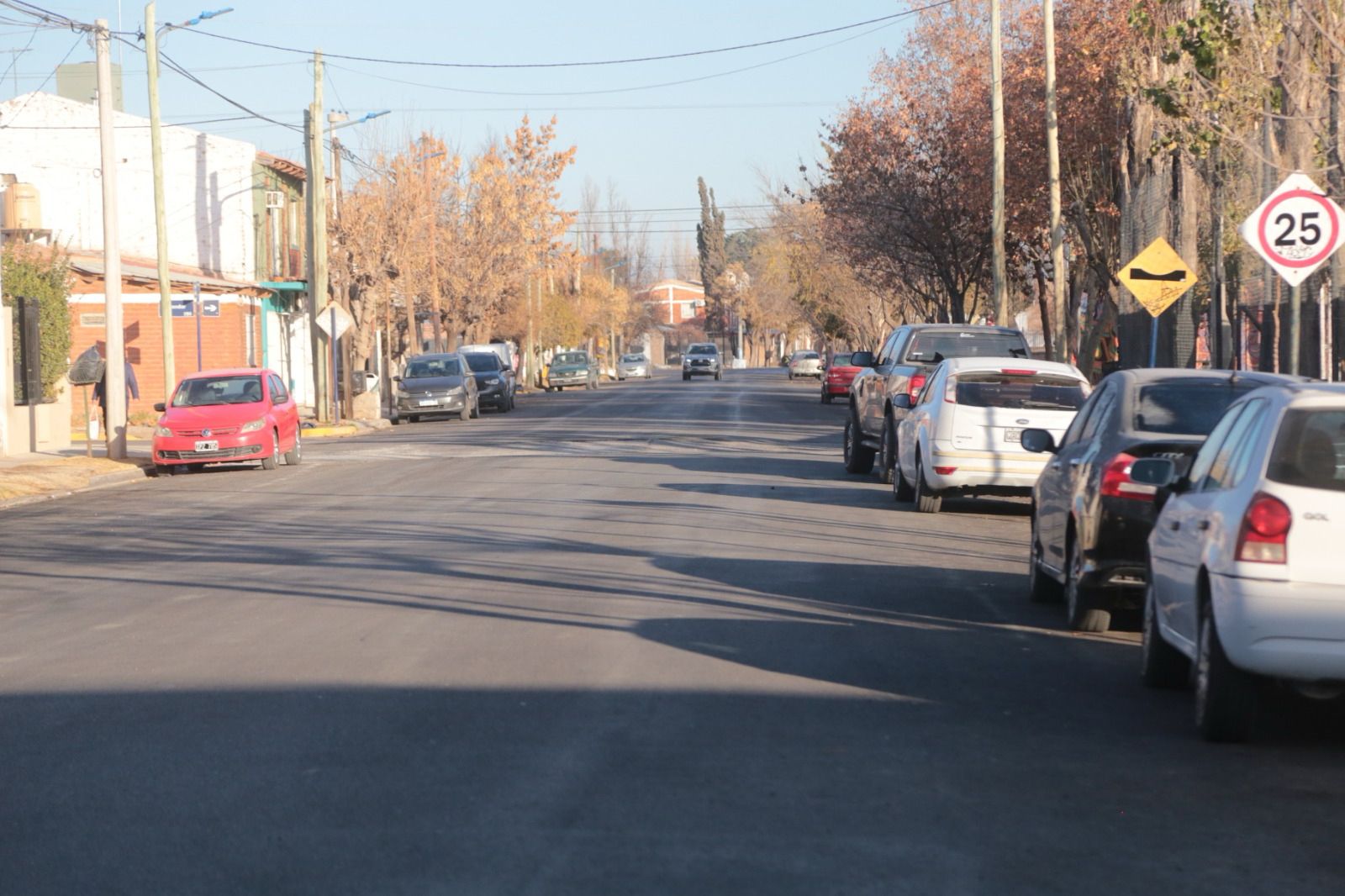 Neuquén: La Municipalidad remplaza adoquines y asfalta nuevas 200 cuadras