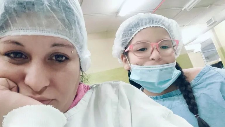 Niña cipoleña lucha por recuperar su sonrisa en el Garrahan y necesita la ayuda de todos