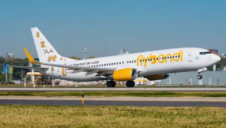 Un vuelo que partió de Neuquén tuvo que abortar el aterrizaje en Aeroparque
