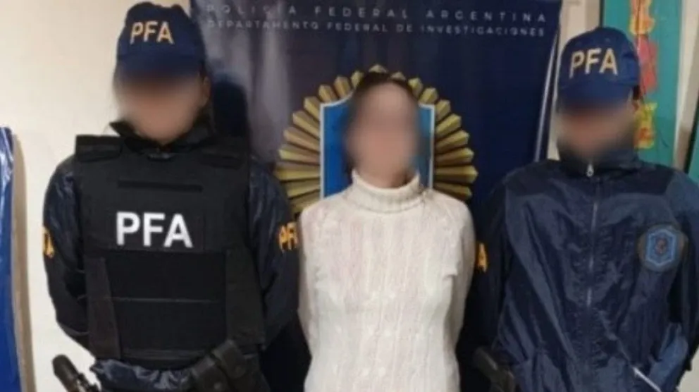 Cipolletti: Cayó una dupla femenina por vender droga en el barrio 1200 Viviendas