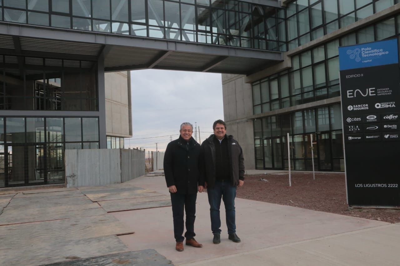 Gaido y Figueroa anunciaron que el 12 de septiembre se inaugura la segunda nave del Polo Tecnológico donde funcionará el Instituto Vaca Muerta