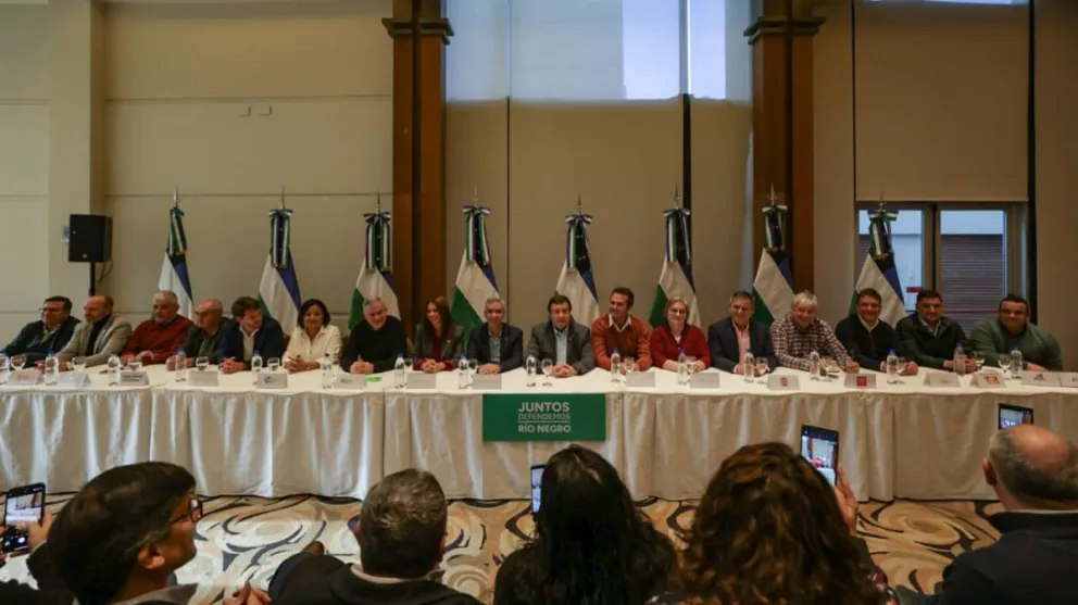 Se presentó en Cipolletti  “Juntos Defendemos Río Negro”