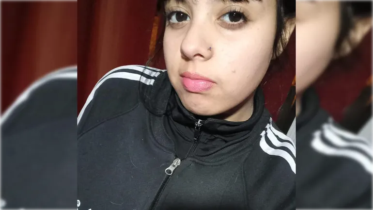Buscan desesperada de una adolescente de 14 años