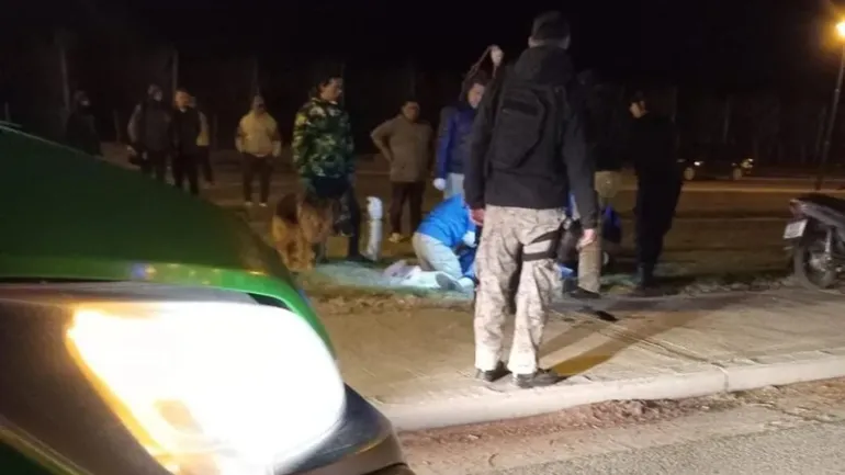 Una mujer de 73 años murió al caer de su moto