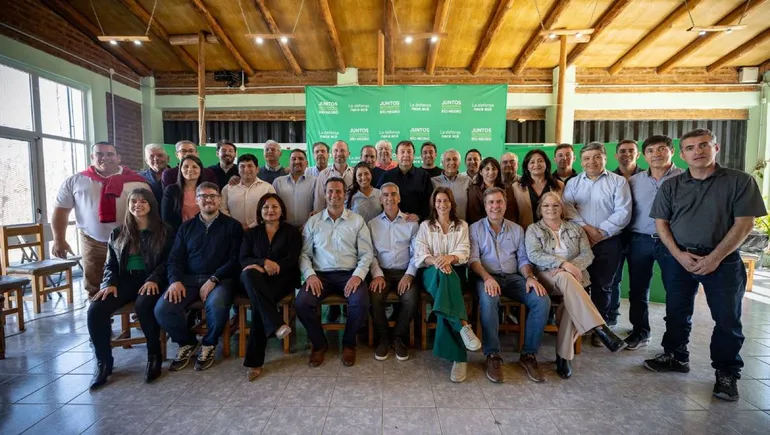 Intendentes llaman a respaldar a los candidatos provinciales de Juntos Defendemos Río Negro
