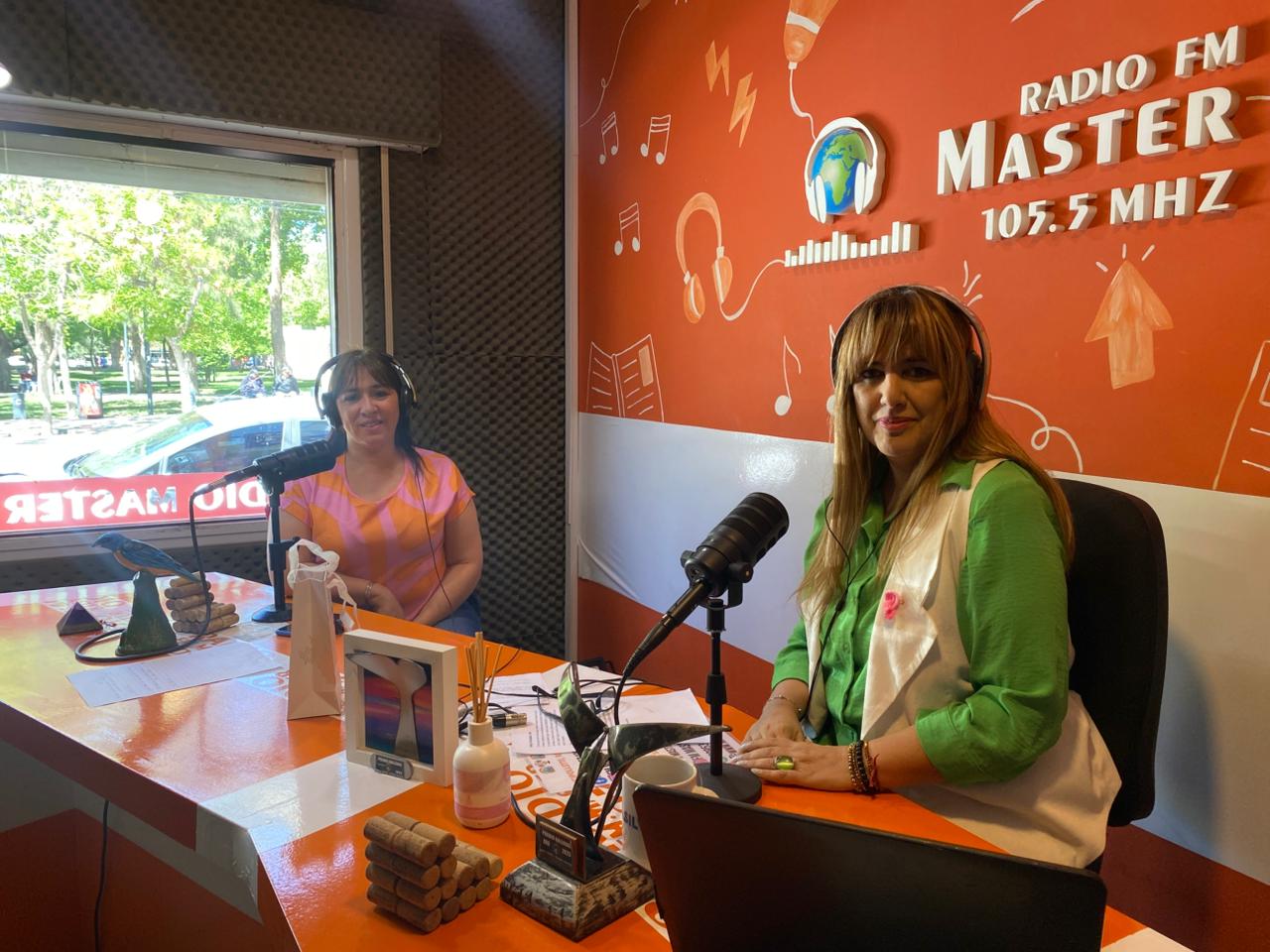 Dialogamos con Claudia Sanchez