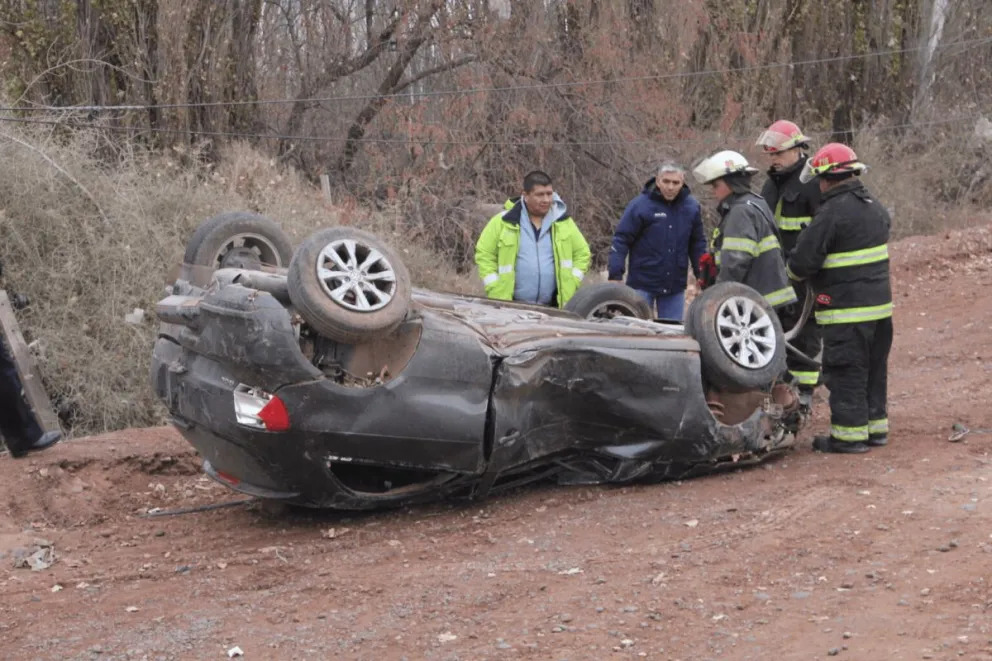 Imputan por “homicidio culposo agravado” al conductor que volcó y provocó la muerte de un acompañante