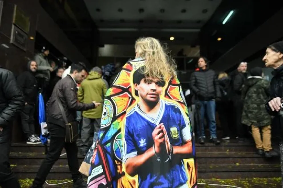 Caso Maradona: se ratificó la fecha del juicio y habrá más de 100 testigos