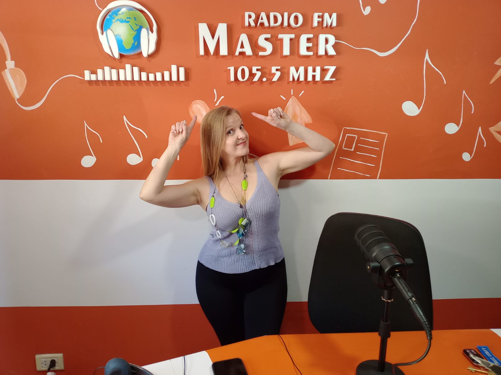 Laura Massina Trae a Cipolletti su Show “The Queen of The Night” Tras 30 Años de Carrera