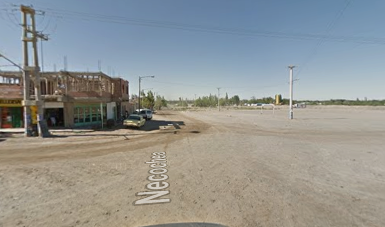 Encontraron a un muerto en el oeste neuquino en plena calle: qué se sabe