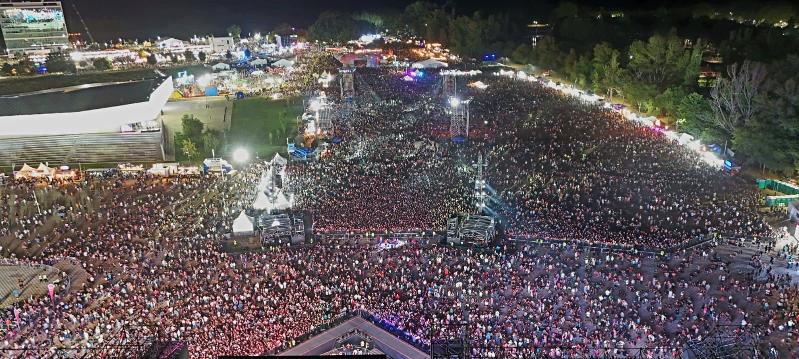 Fiesta de la Confluencia: 410 mil personas vibraron con la noche rockera en Neuquén