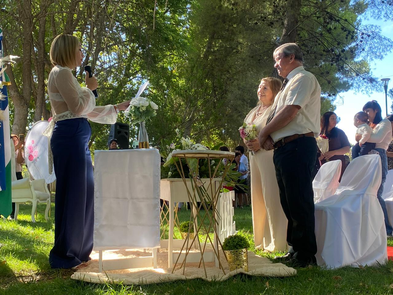 Amor en el Parque Rosauer: 20 historias dieron el sí el 14 de febrero