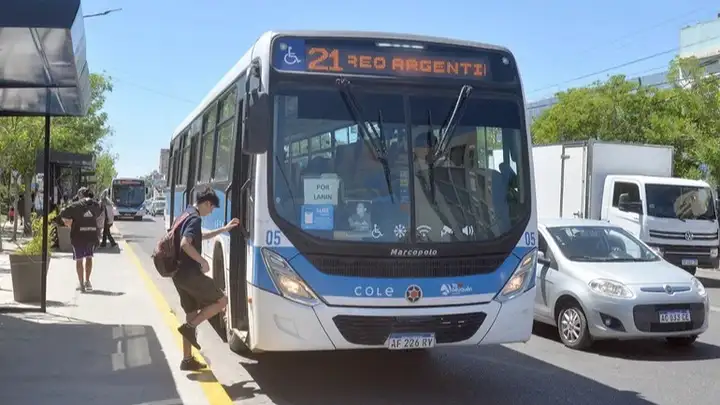 Paro de la CGT en Neuquén: se suman los colectiveros y hay dudas sobre el Tren del Valle