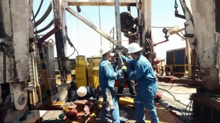 Trabajador petrolero falleció tras descompensarse en Rincón de los Sauces