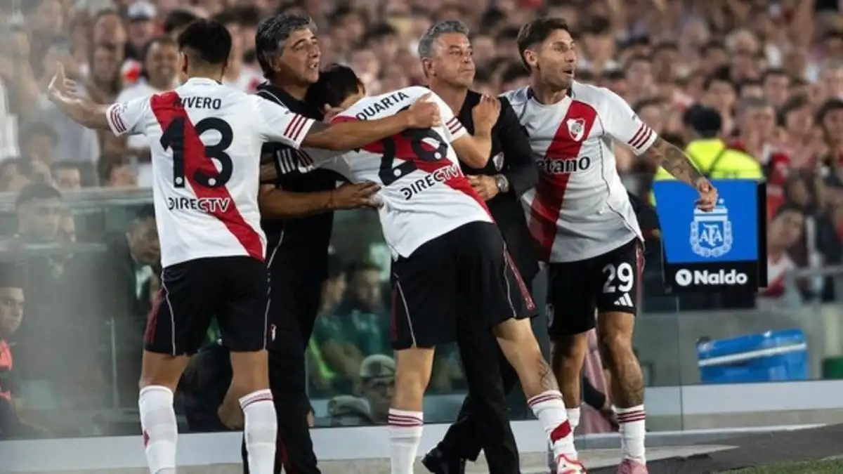 Entre silbidos y ovación: en el último partido de Gallardo, River le ganó 3-1 a Banfield