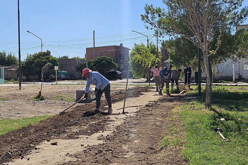 Juegos, luces y vida de barrio: este jueves, inaugura la renovada Plaza del Sol en Cipolletti