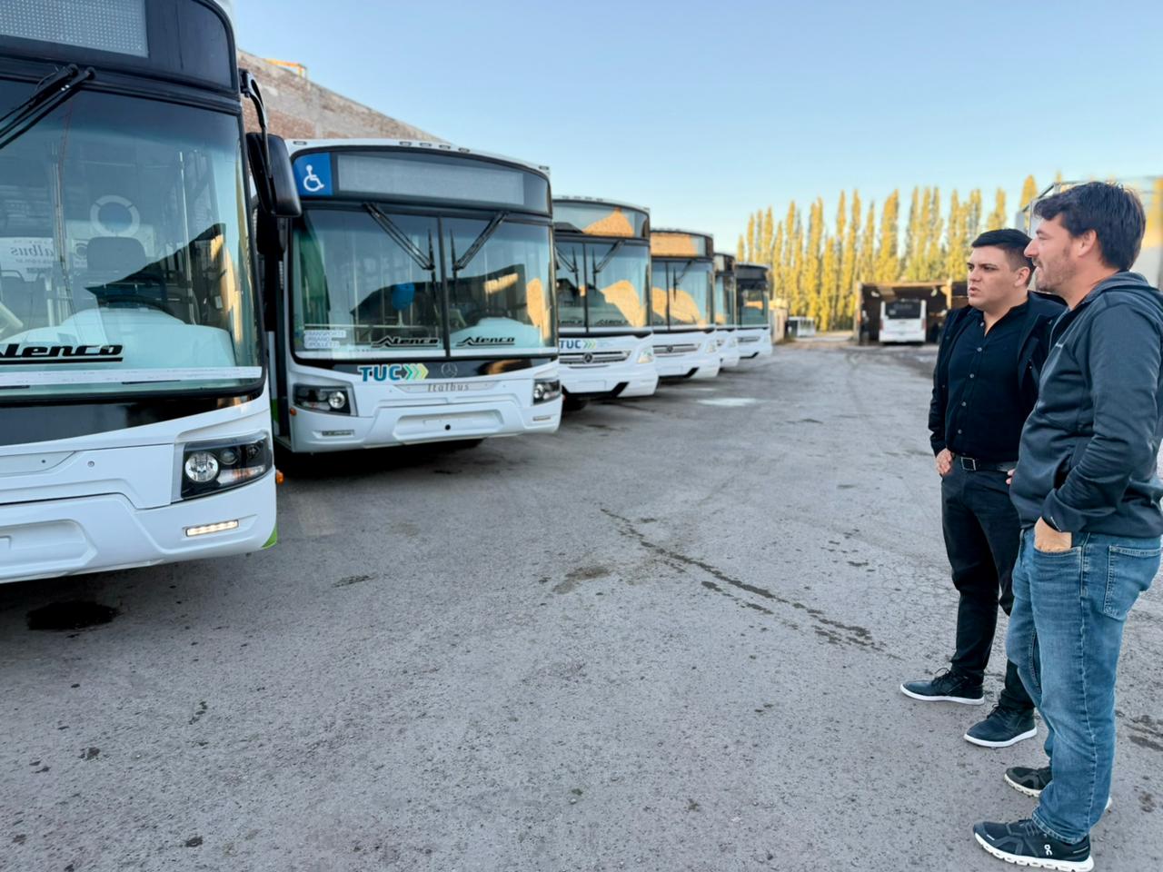 Colectivos nuevos y más barrios: el cambio que esperan los usuarios en Cipolletti