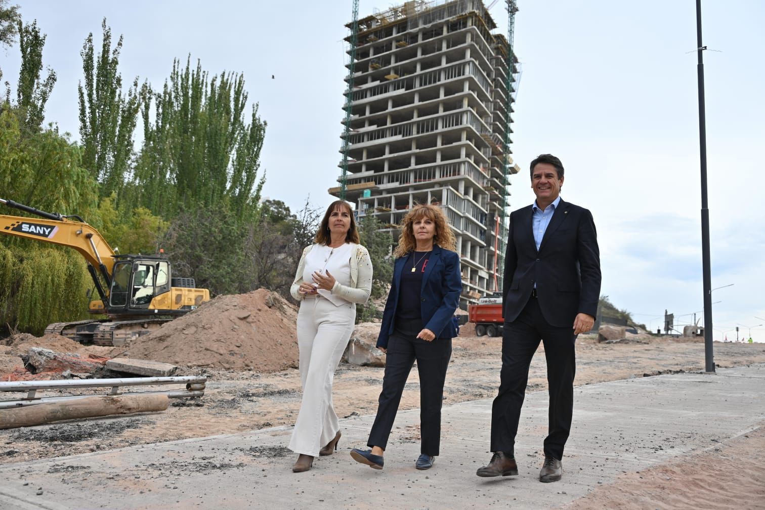 Gaido supervisó el avance de la obra del nuevo acceso norte