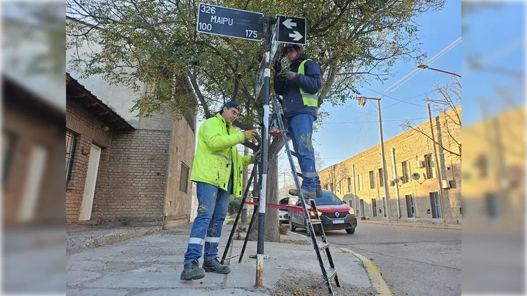Cipolletti cambia sentidos y señalización en varias calles