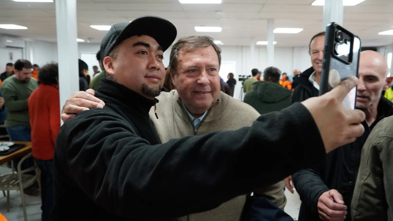 Calcatreu, en marcha: avanza la producción minera con empleo local