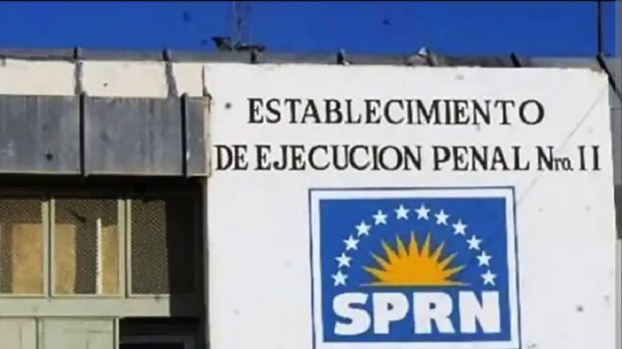 Condenaron a un agente por cobrar coimas para ingresar droga y alcohol en la cárcel de General Roca
