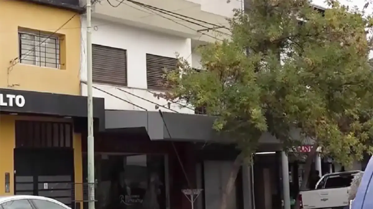 Condenaron a otro policía por una violenta entradera en Cipolletti