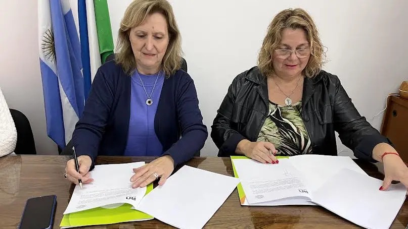 Convenio de pasantías: una alianza estratégica entre el IPAP y CURZAS