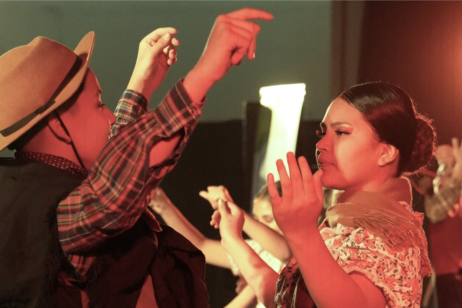 Peña folklórica en el Centro de Artes y Exposiciones Roberto Abel